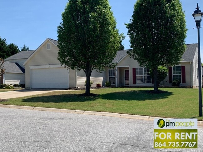 Building Photo - Comfortable 3/2 with Large Bonus Room in M... Rental