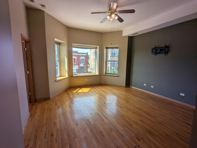 Photo - 3212 W Warren Blvd Unit 2