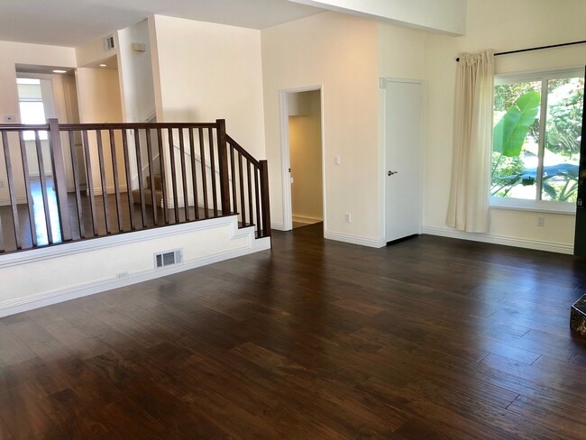 Sala de estar - 17195 Palisades Cir