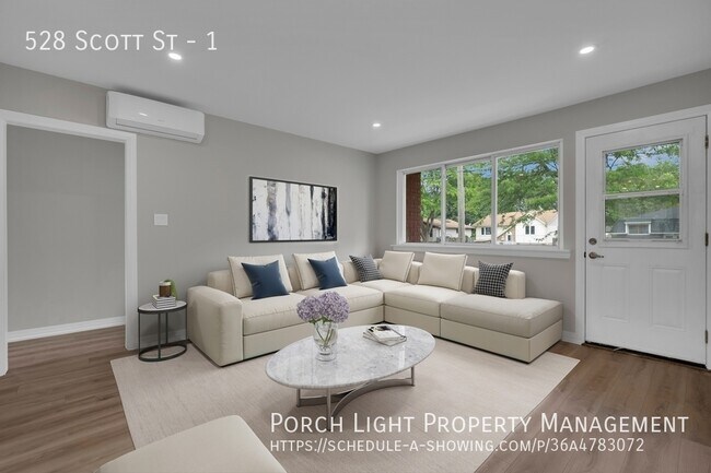 Photo - Beautiful 2 bedroom with private laundry, AC and balcony Unité 1