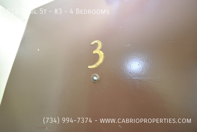 Photo - 912 Sybil St Apartment Unit #3 - 4 Bedrooms