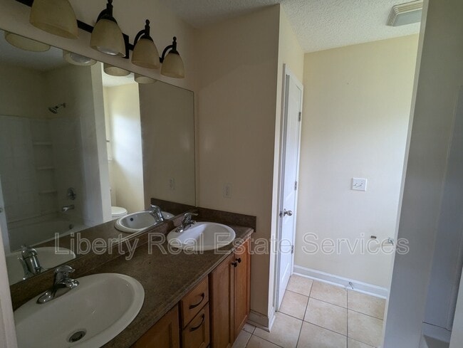 Photo - 202 Augusta Way