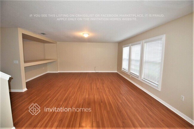 Photo - 6954 Lake Eaglebrooke Dr