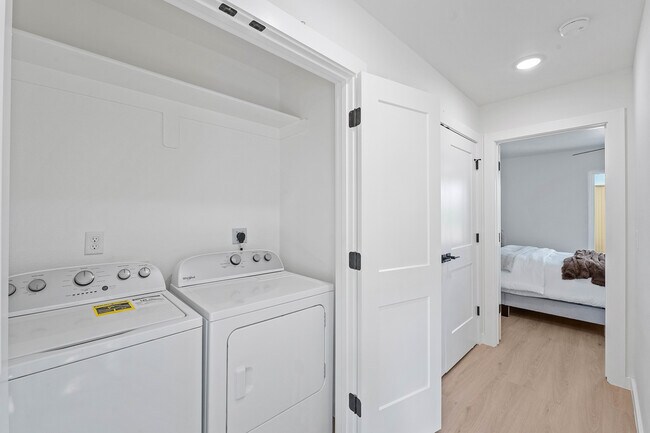 The Luxury Flats on Razorback