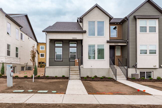 Photo - 13694 S Devers Dr Townhome