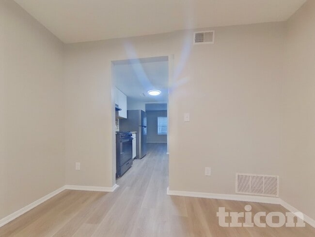 Photo - 1743 Napa Valley Ct SE