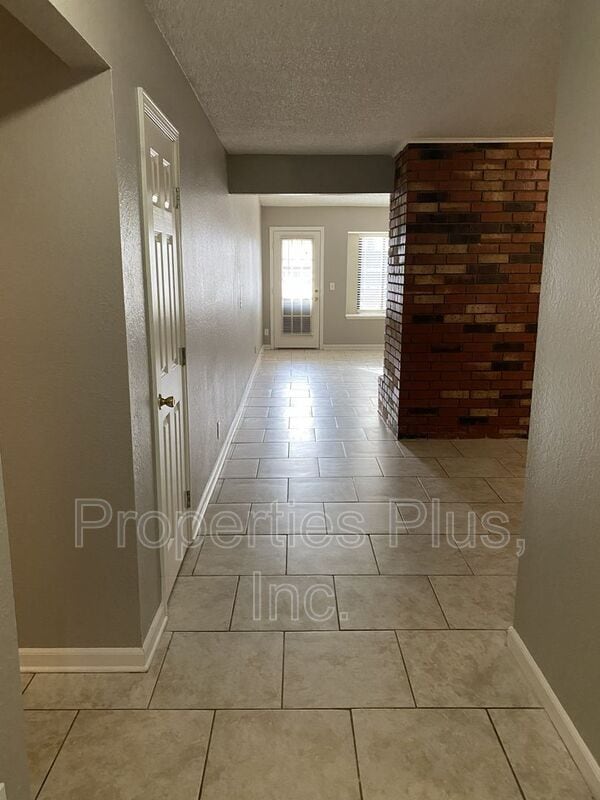 Photo - 5914 S 87th E Ave