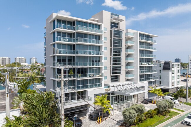 Photo - Bijou Bay Harbor