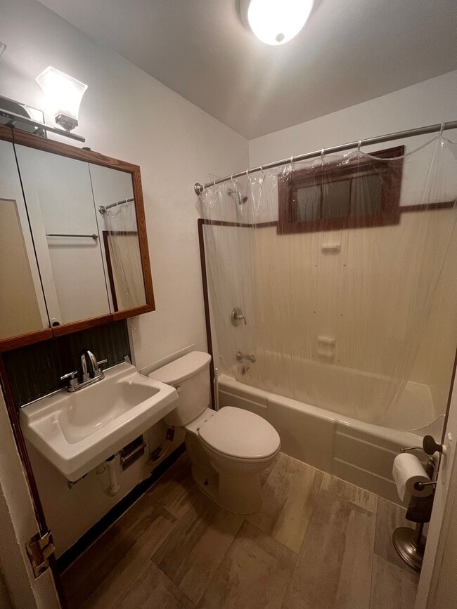 Photo - 213 Locust St Unit 1