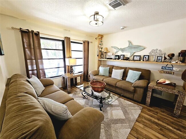 Photo - 2411 Belle Rd