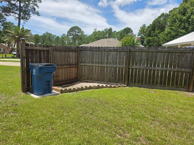 Photo - Orange Beach 3/2 with garage in Lauder Place