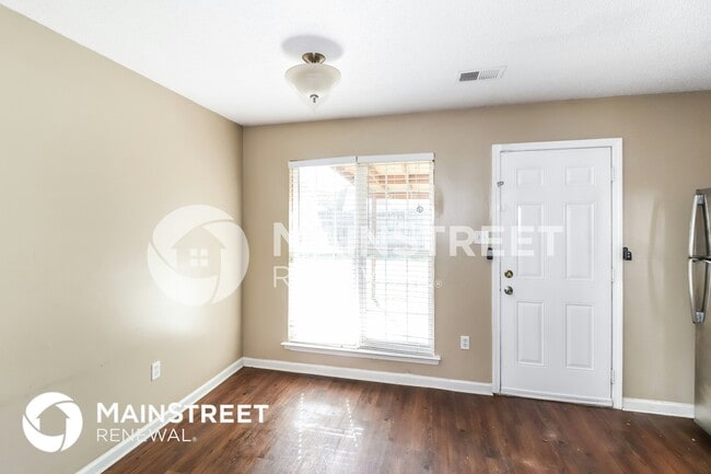 Photo - 6677 Kentbrook Dr