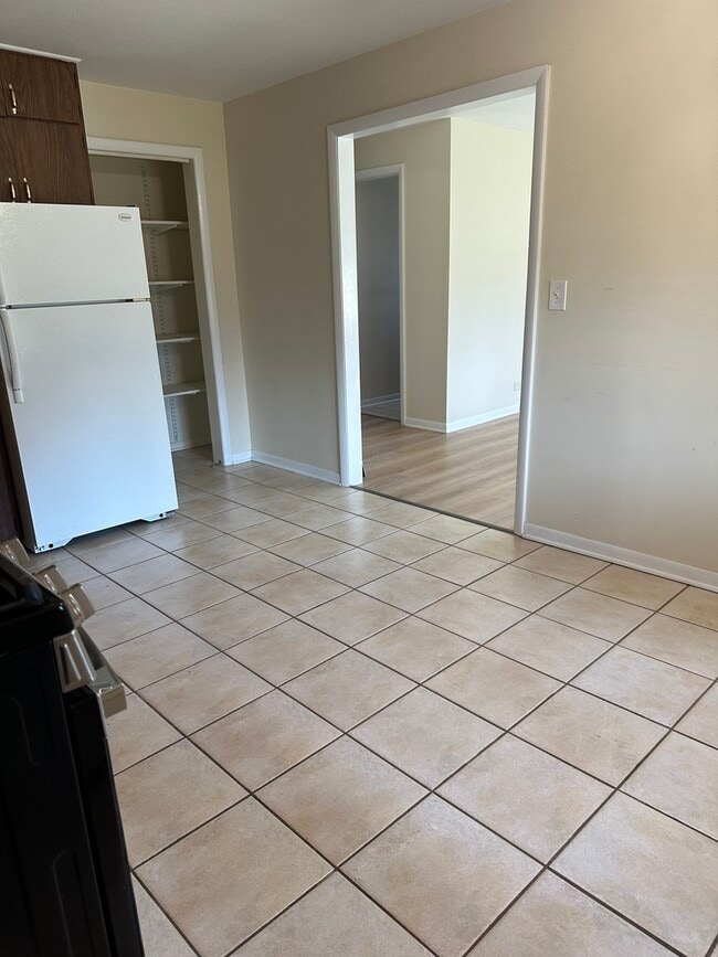 Photo - 16664 Aptakisic Rd Unit 1E