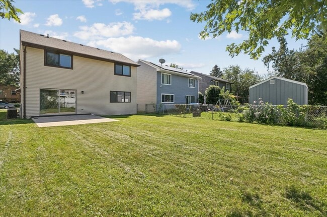 322 Maple Ln