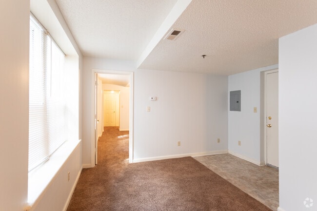 1HAB, 1BA - Elora Gardens Lynchburg