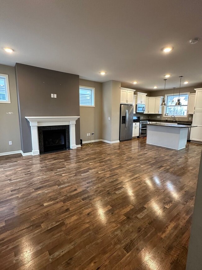 Photo - Beautiful 3 bed 3 bath home in the heart of Eden prairie!