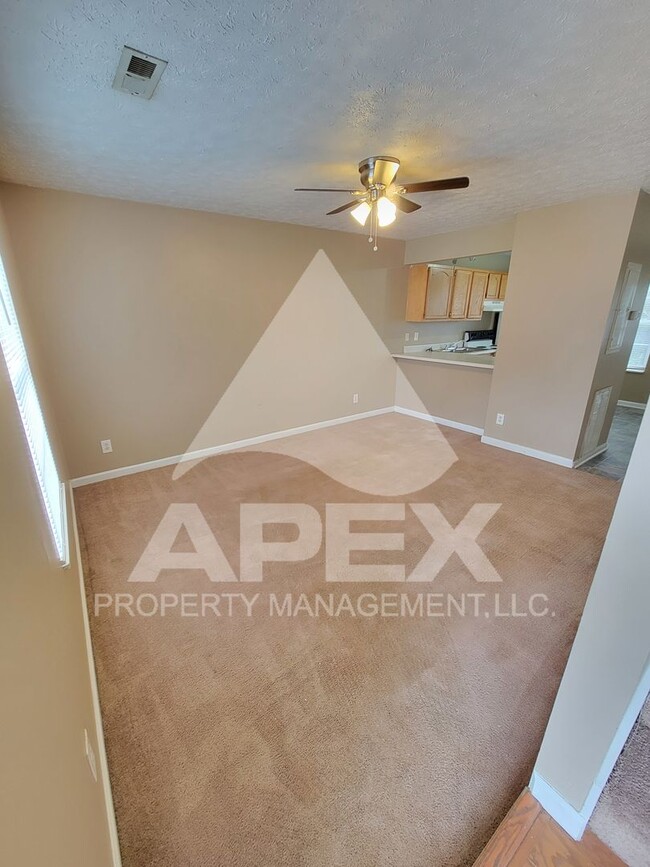 Photo - MOVE-IN SPECIAL,NO RENT TIL MAY 1ST! - Nice 2 Bd | 1.5 Ba Townhouse in West Knox Condo Community! Unit 1813