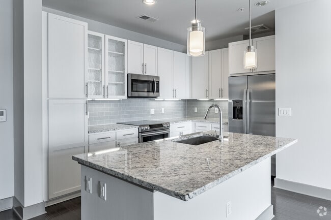 2BR, 2BA -1253SF (Tipo B03) - Trace Midtown Luxury Apartments