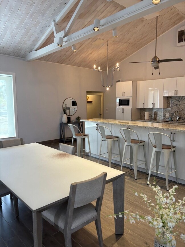 Photo - 419 E Atlantic Ave