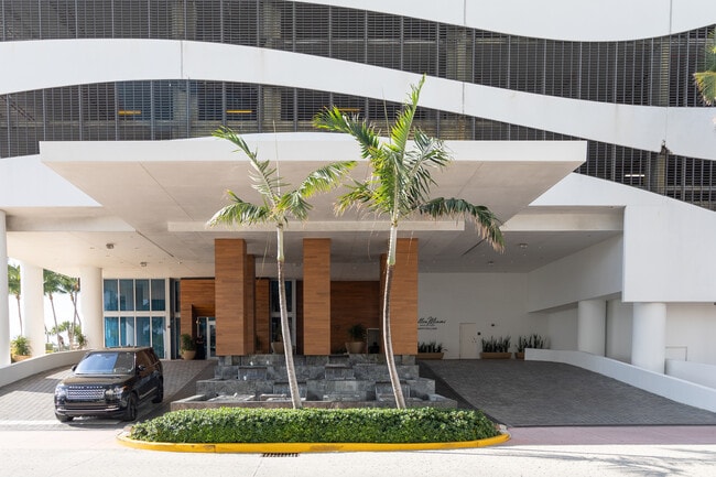 Photo - 6899 Collins Ave