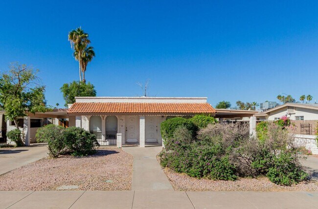 Photo - 242 N Standage