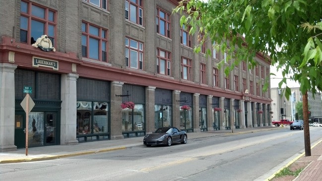 Photo - Dunlap Square Apartments