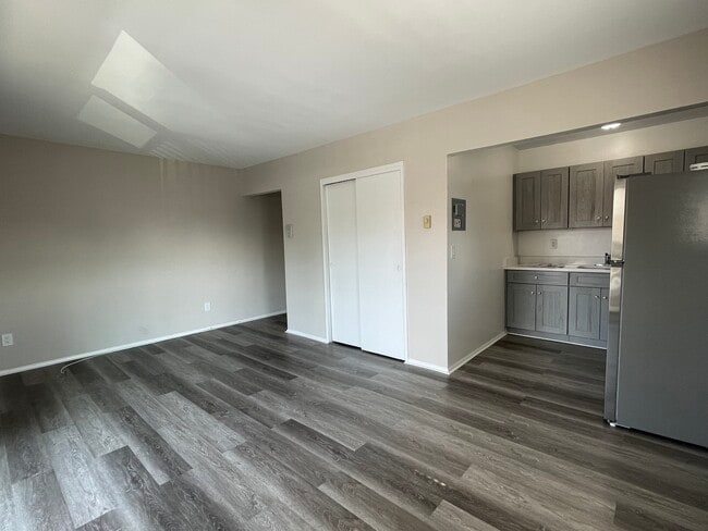 Photo - Hudson Street Apartments