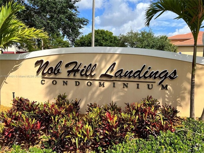 Building Photo - 9907 Westwood Dr Unit 16-2 Rental