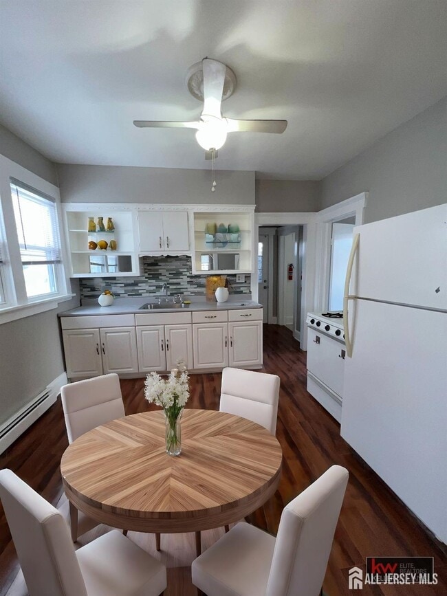Photo - 156 Holly St