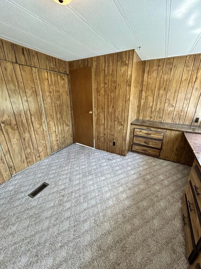 Photo - Thompsons Manor MHC