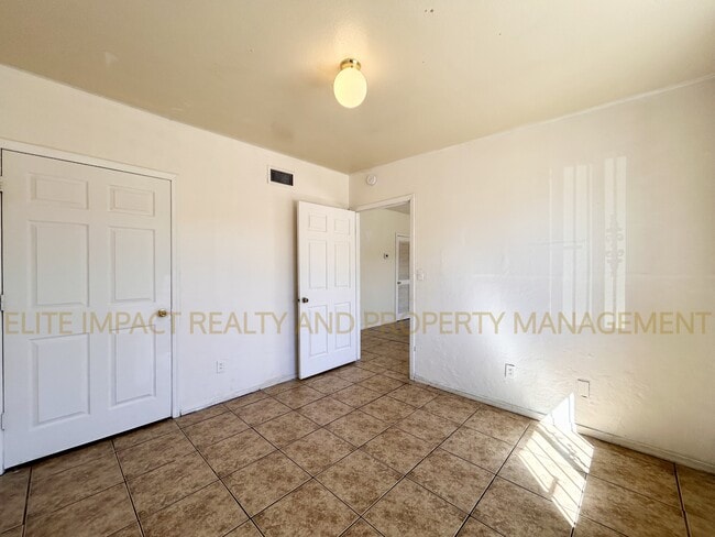 Photo - 1312 W Yavapai St