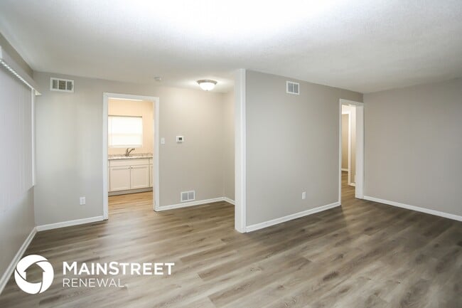 Photo - 7318 Brooklyn Ave