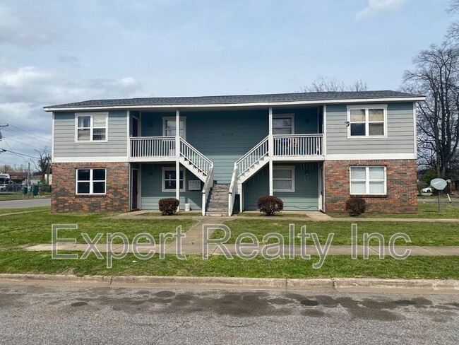 Building Photo - 1001 21st Street Ensley