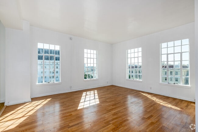 Studio - 500SF - Living Room