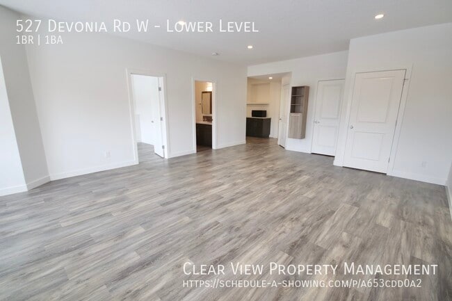 Photo - Bright and spacious suite located in the Crossings of west Lethbridge! ?Showings available NOW at...