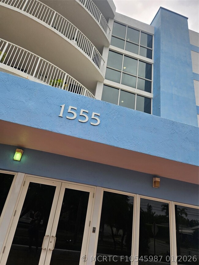 Building Photo - 1555 N Treasure Dr Unit 210