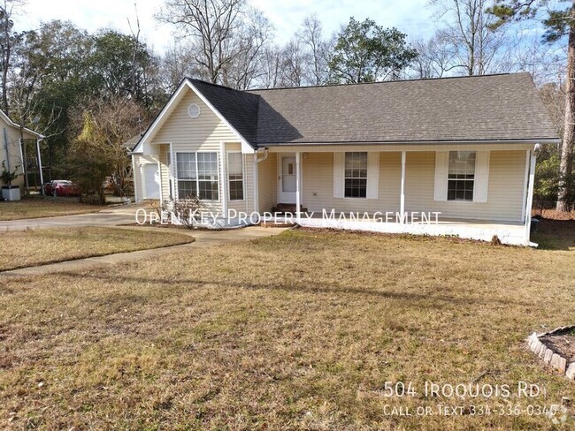 Building Photo - Welcome to this 3-bedroom, 2-bath home ide...