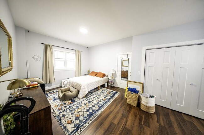 Photo - 930 N Richmond St
