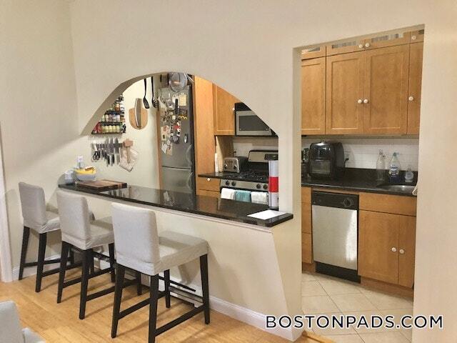160 St Botolph St Unit 4