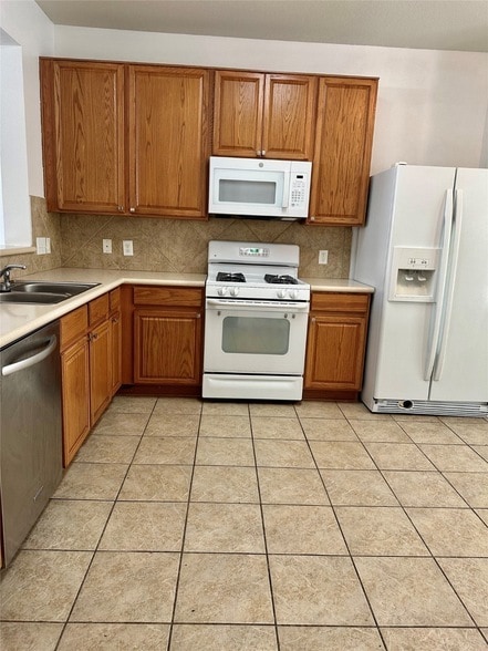 Photo - 29740 Sullivan Oaks Dr