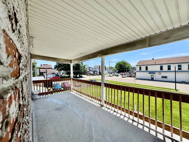 Photo - 611 N Main St Unit 611-A