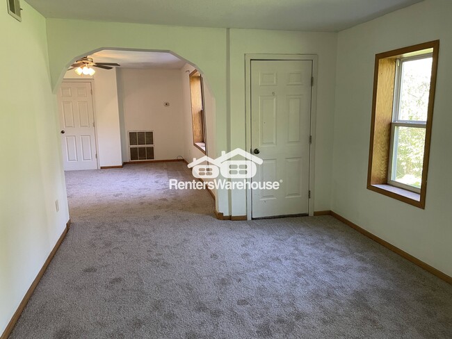 Photo - 1320 County Rd A