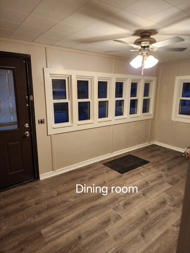 Photo - 134 E South St