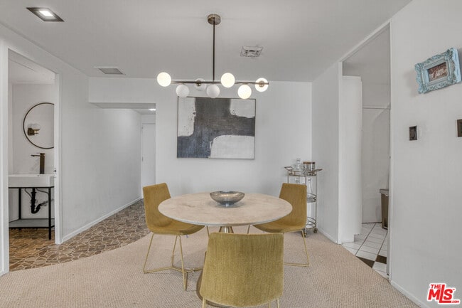 Photo - 10433 Wilshire Blvd Unit 808