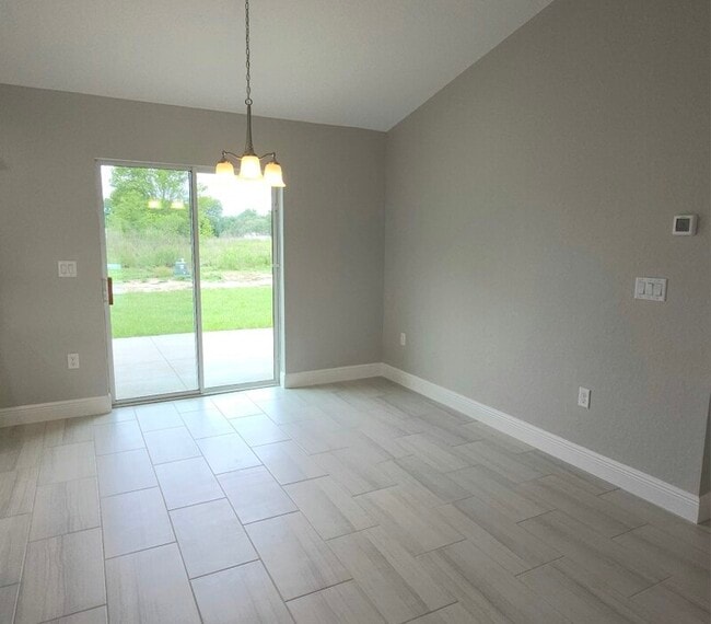 Photo - 16318 SW 17th Ave