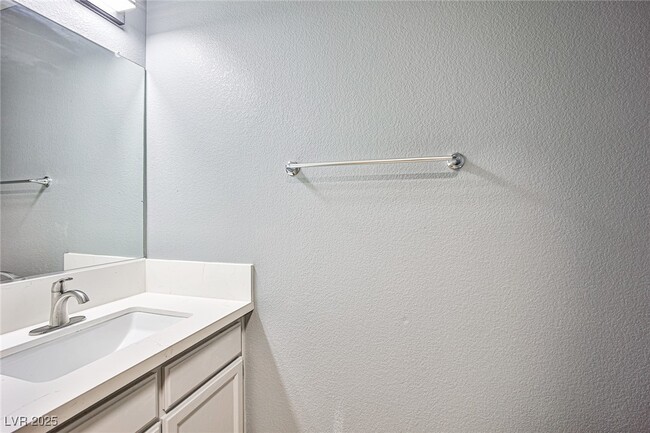 Photo - 1845 Navajo Lake Way