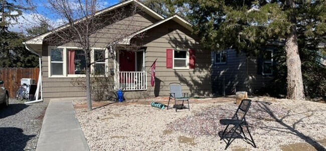 Photo - 5 bedroom 2 bath close to CMU