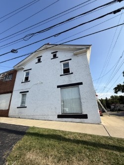 Building Photo - 6189 Manchester Rd Unit 2ND Rental