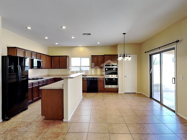 19718 E Canary Way