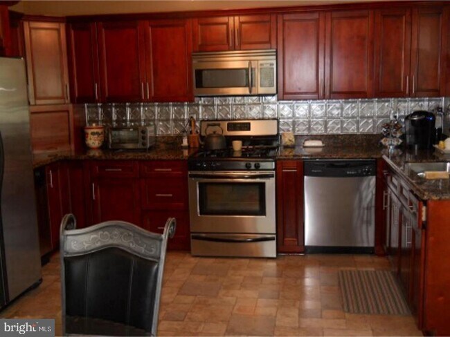 Photo - 1 Cornell Rd